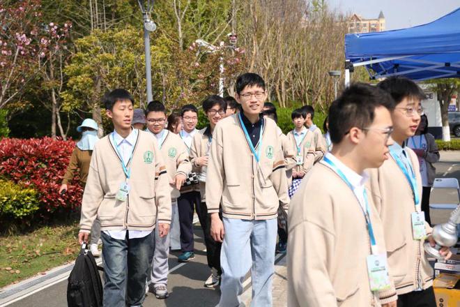 “高冷”国象变“亲民”？海湾镇这场国际赛事是会整活→(图4)