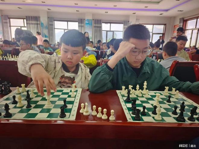灵丘县国际象棋大赛在北洋小学成功举办近百名小棋手展开对决(图5)