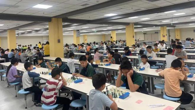 感知山东 青岛市第六届运动会群众组国际象棋比赛举办(图1)