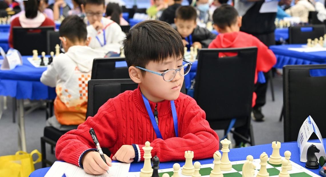 智慧对弈南湖畔：2025年“中国嘉兴国际象棋特级大师对抗赛”开幕(图1)