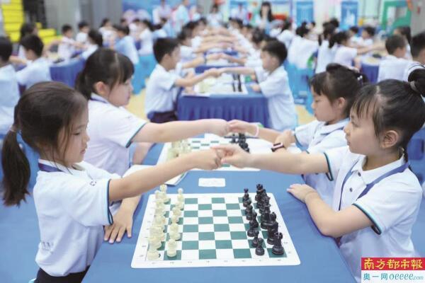 6连胜! 9岁女孩晋级棋协大师(图1)
