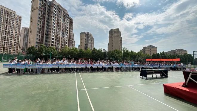 泉城少年以棋会友！济南市第八届国际象棋校园公益赛盛大开幕(图11)