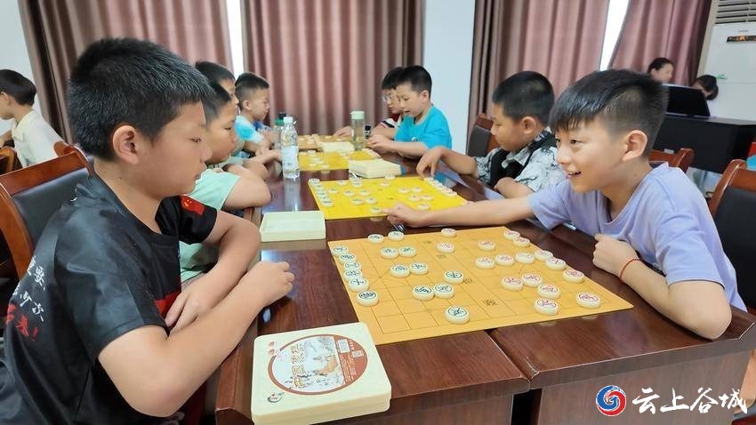 棋启童趣乐享暑假！谷城筑阳社区公益象棋培训班开班(图4)